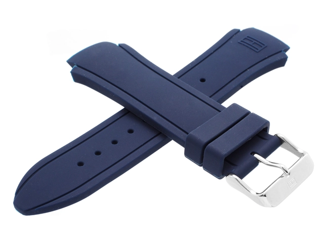 Detal srebrnej klamry paska Tommy Hilfiger 679301452 połysk.